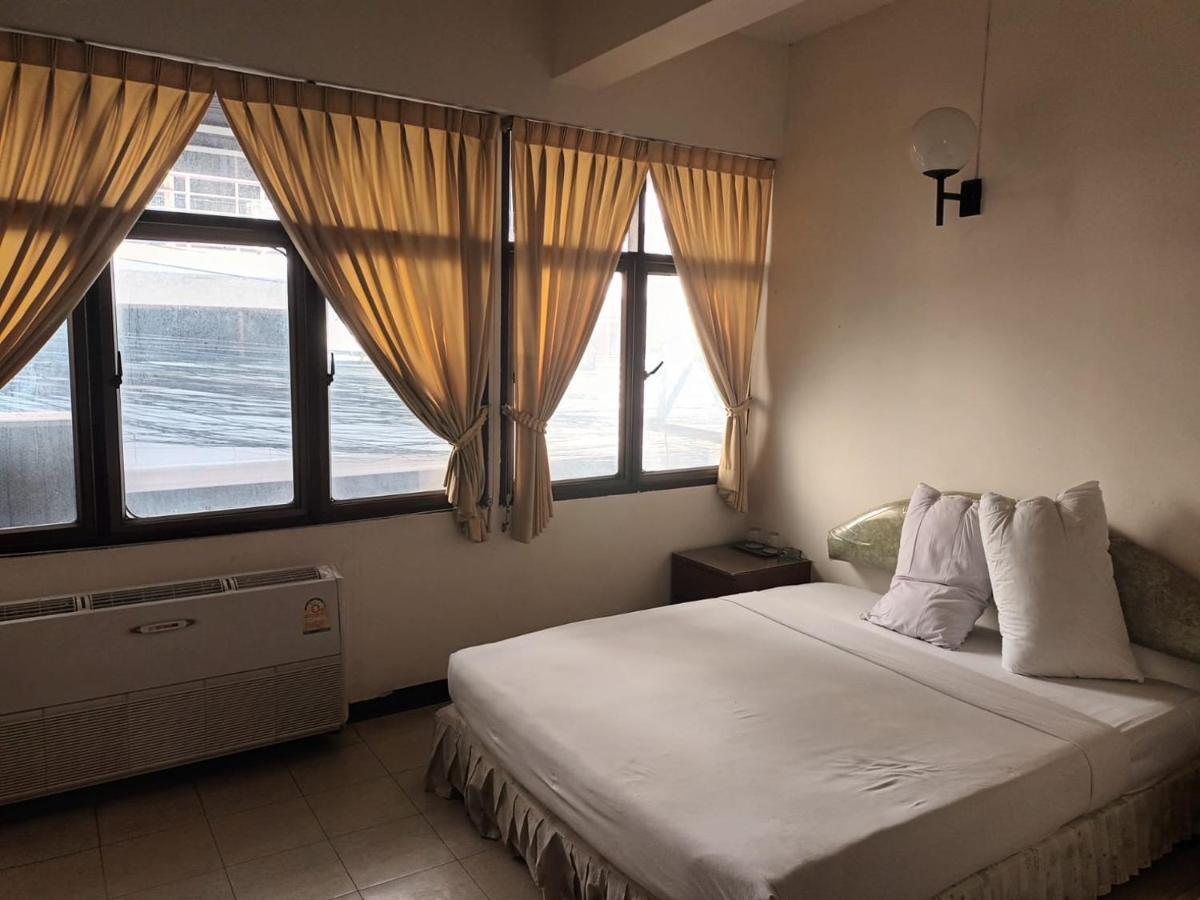 Residence Inn Pattaya Bagian luar foto